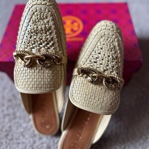 Tory Burch Jessica Woven Backless Loafer, Size 7, Goat Leather, Sweet Corn